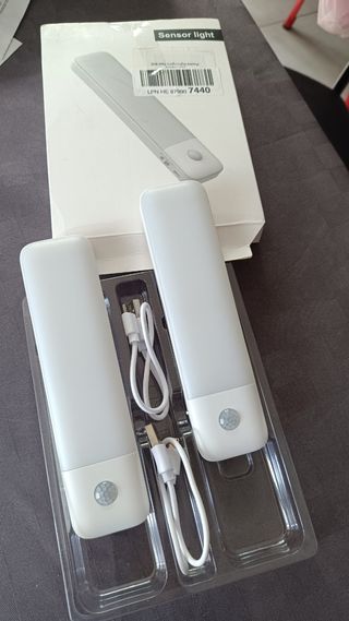 2 Luci LED armadio - Sensore movimento