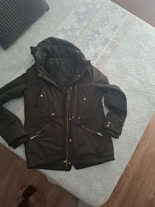 Cazadora Zara verde oliva talla S