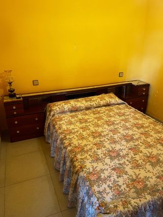 Dormitorio matrimonio clásico
