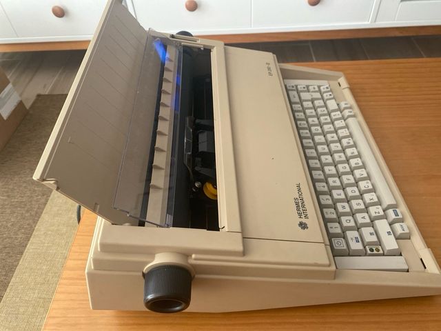 Máquina escribir Hermes EP 280-11