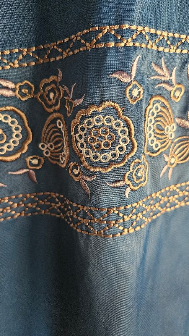 Vestido azul bordado - Mini