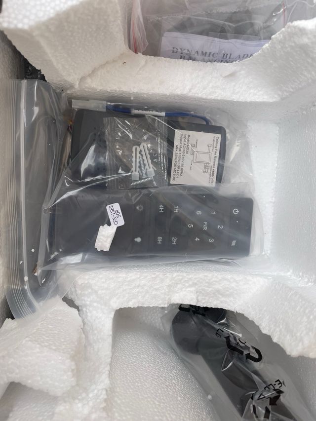 Ventilador VONLUCE - Negro