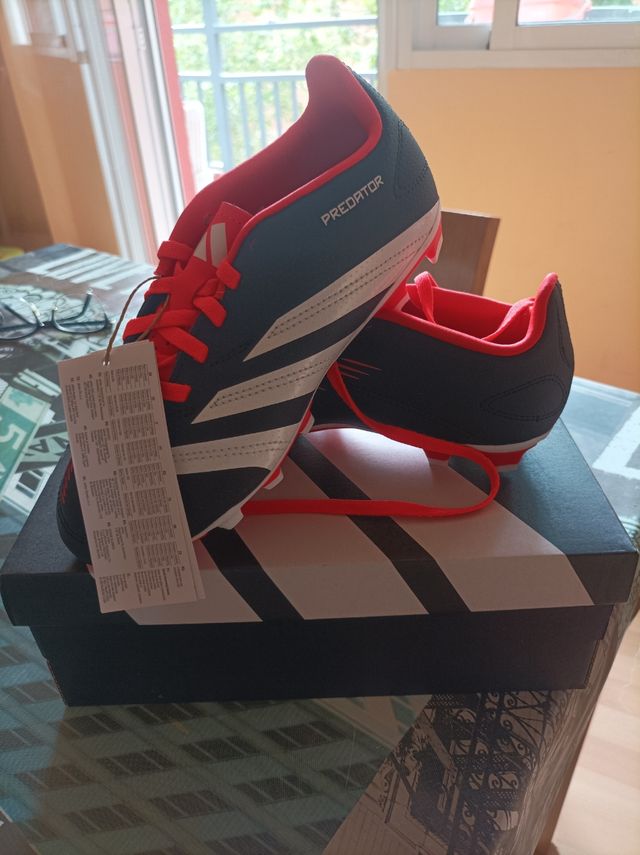Adidas Predator - Futbol