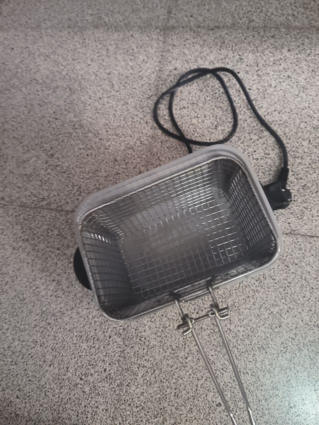 Freidora Jata pequeña