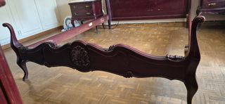 Regalo Dormitorio antiguo: Cama + 2 mesillas + cóm