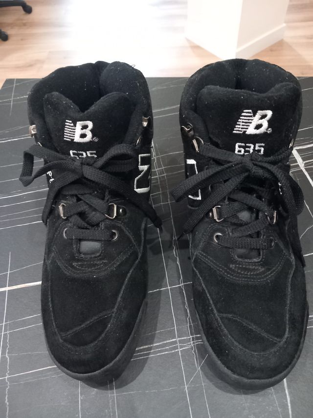New Balance 635 - Botas Negras