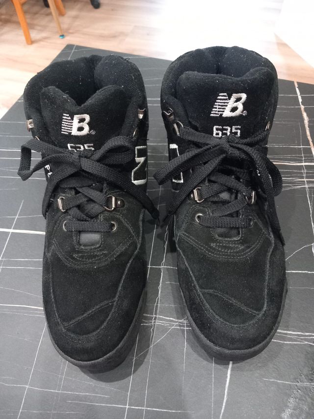 New Balance 635 - Botas Negras