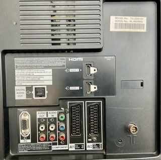 TV Panasonic 32" - LCD