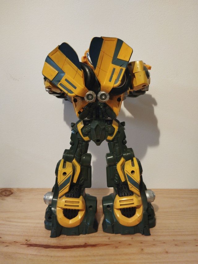 Figura Transformers Bumblebee