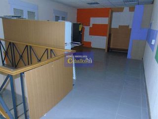 Nave industrial en venta en Constitución-El Balconcillo en Guadalajara