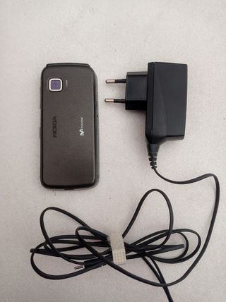 Móvil Nokia 5230