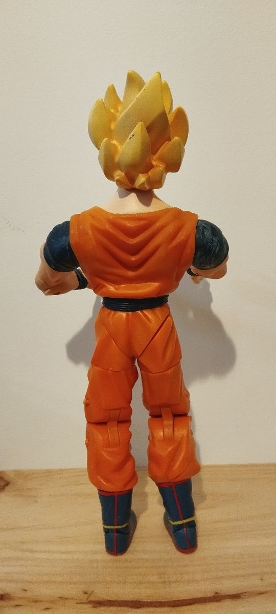 Figura Goku SSJ - Dragon Ball Z