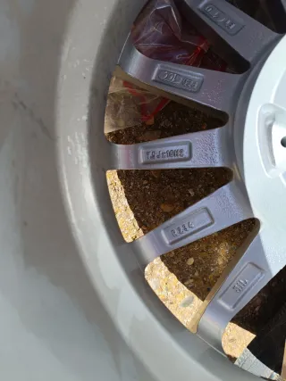 Llanta Alessio de 19" pulgadas nueva