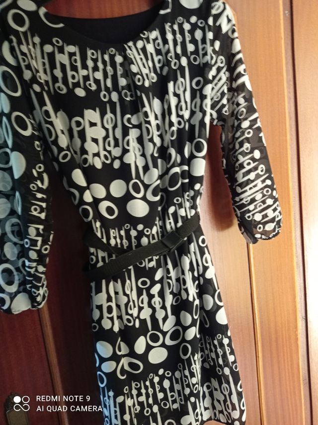 Vestiti estivi donna M - B/N