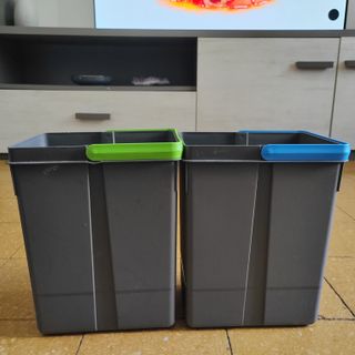 2 Bidoni raccolta differenziata