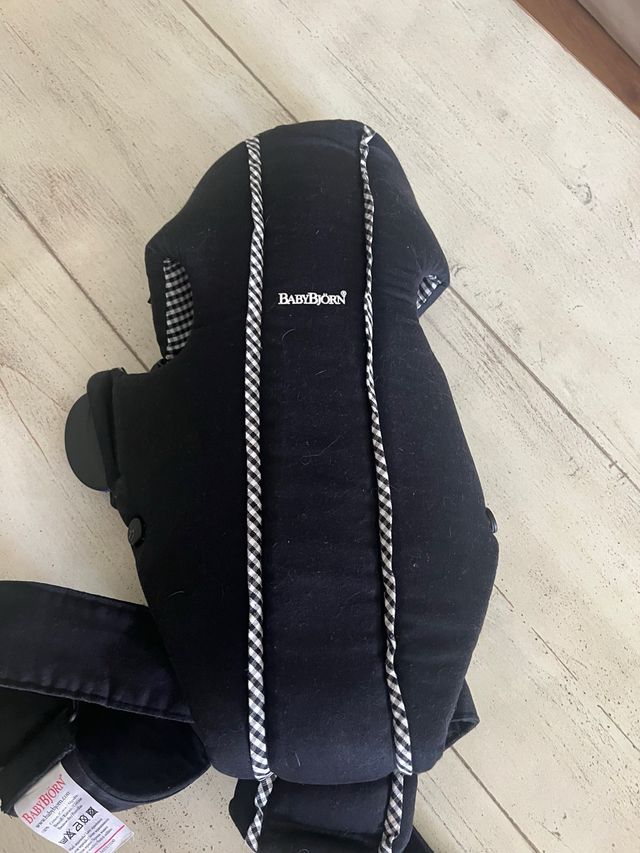 Portabebes babybjorn azul sin uso