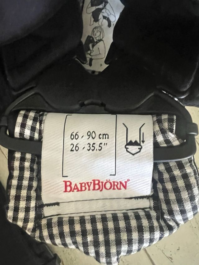 Portabebes babybjorn azul sin uso