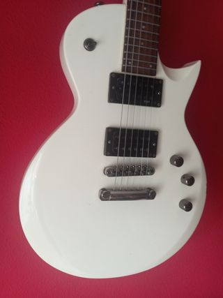 Guitarra eléctrica LTD EC-50 blanca