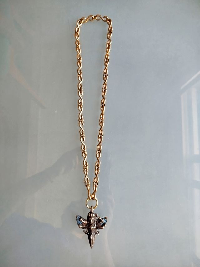 COLLAR BUDISTA CON DIOS GARUDA