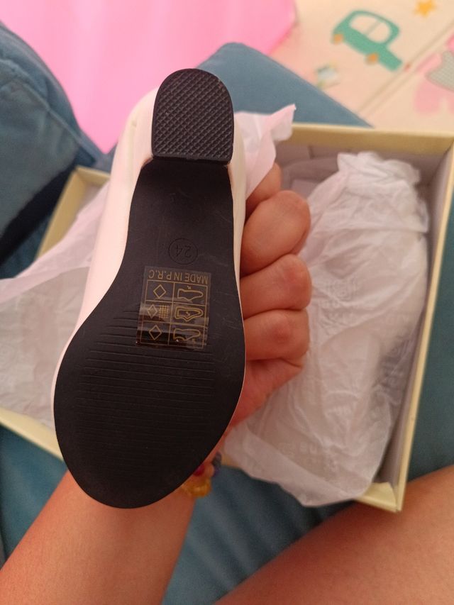 Tacones blancos niña 24