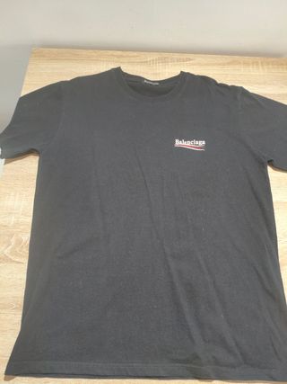 Camiseta Balenciaga Negra