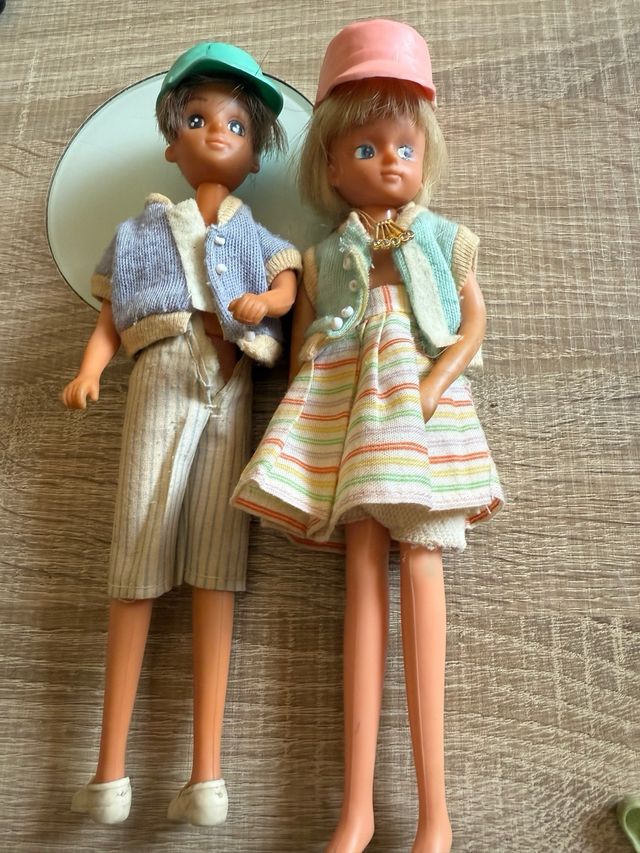 Muñecas Chabel y Dany Supervan