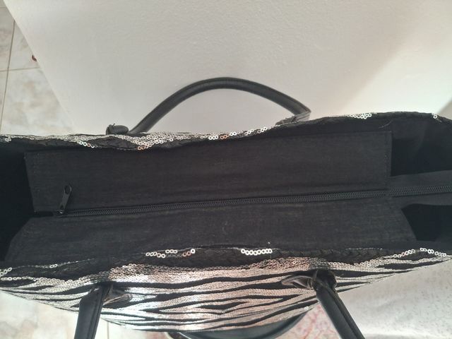 Bolso playa lentejuelas negro plata