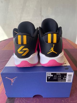 Zapatillas Jordan Luka 3 - Rosa y Negro