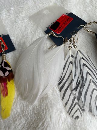 Pendientes plumas multicolor 4 pares