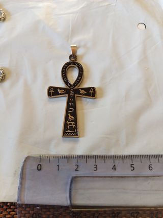 Collar Ankh Egipcia plateada negra