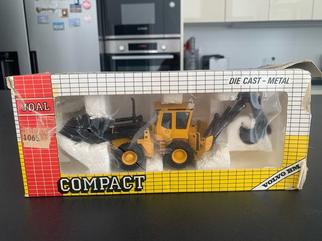 Retroexcavadora volvo BM 6300 de joal