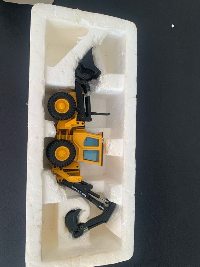 Retroexcavadora volvo BM 6300 de joal