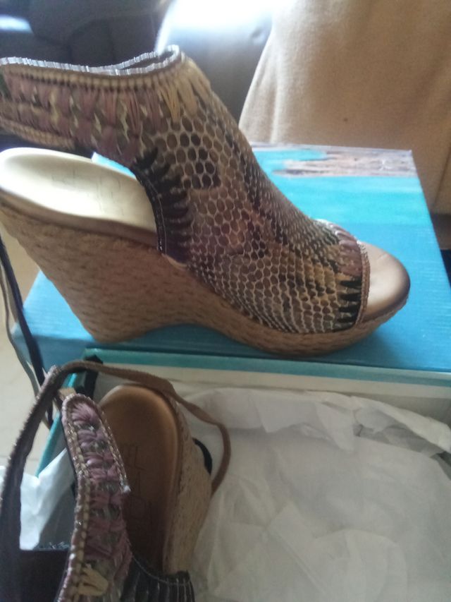 Sandalias cuña serpiente 39