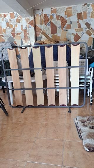 SOMIER METÁLICO CON LÁMINAS DE MADERA 150x190