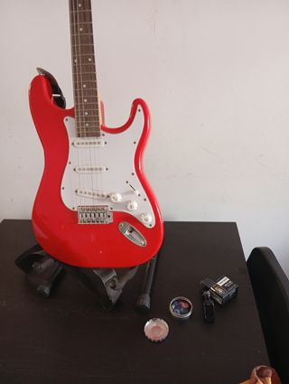 Guitarra eléctrica RockJam roja y blanca