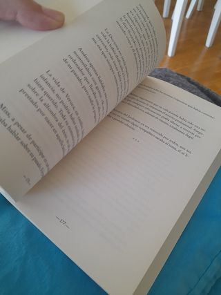 Tierra (Ficción) (Spanish Edition)