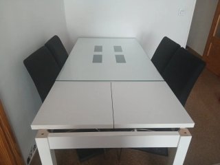 Mesa cristal sillas Extensible  en tienda450€