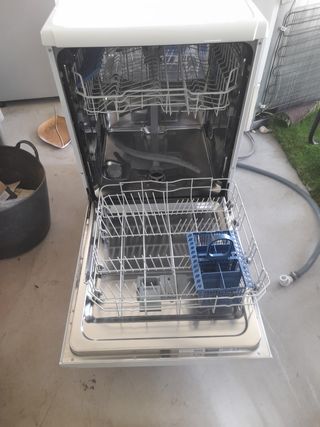 Lavavajillas Indesit - Como nuevo