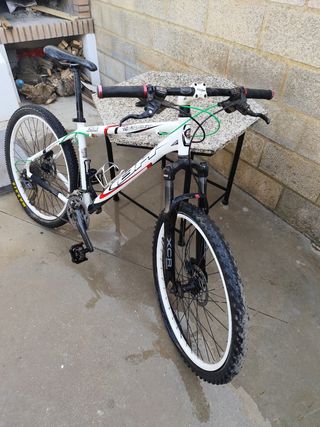 Bicicleta BH Expert XC