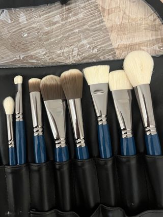 Paleta 24 pinceles Vendetta