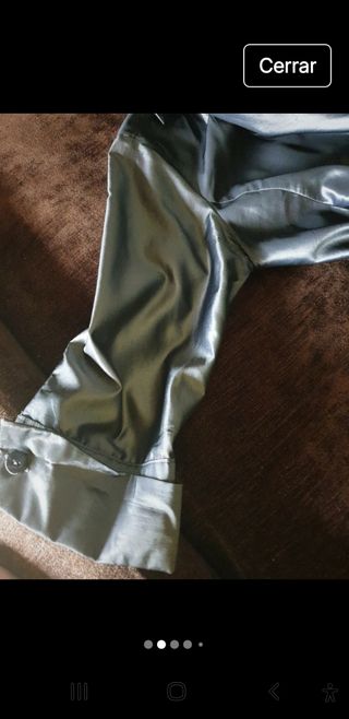 Camisa negra brillante