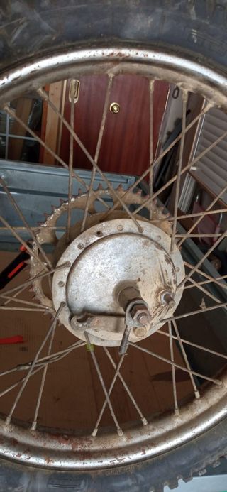 Ruedas trial antiguas de radios con tambor freno