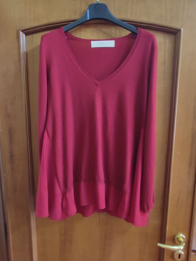 Maglia Zaraknit rossa a V