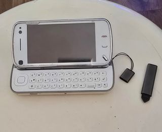 Nokia antiguo - Teléfono móvil