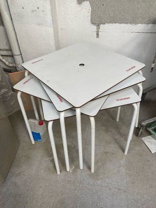 Tavoli Cruzcampo bianchi 4 unità