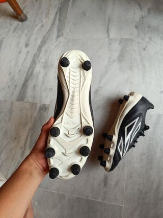 Zapatillas Rugby/Fútbol Kipsta Talla 40