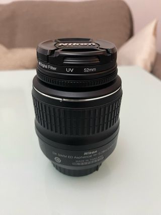 Equipo fonográfico Nikon D3100.