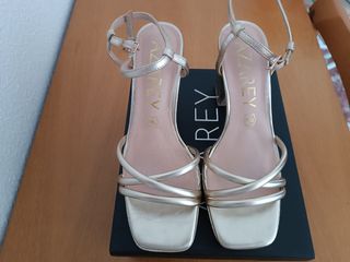 Sandalias AZAREY doradas - Talla 40