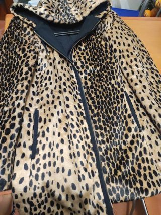 Abrigo leopardo - Talla M.
Pelo corto