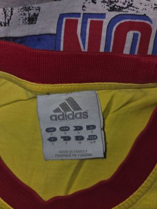 Camiseta Adidas vintage amarilla y roja
